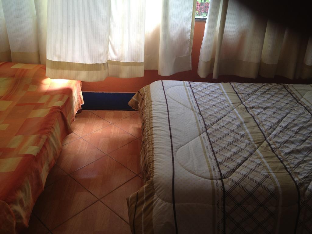 Hospedaje Rocha Ica Room photo